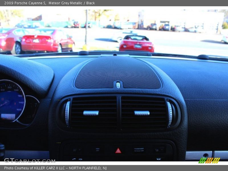 Meteor Grey Metallic / Black 2009 Porsche Cayenne S