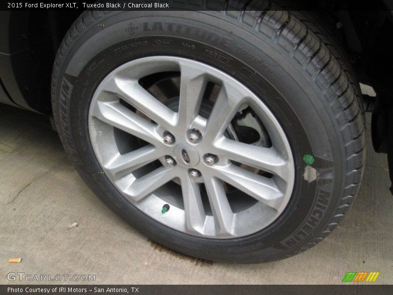 Tuxedo Black / Charcoal Black 2015 Ford Explorer XLT