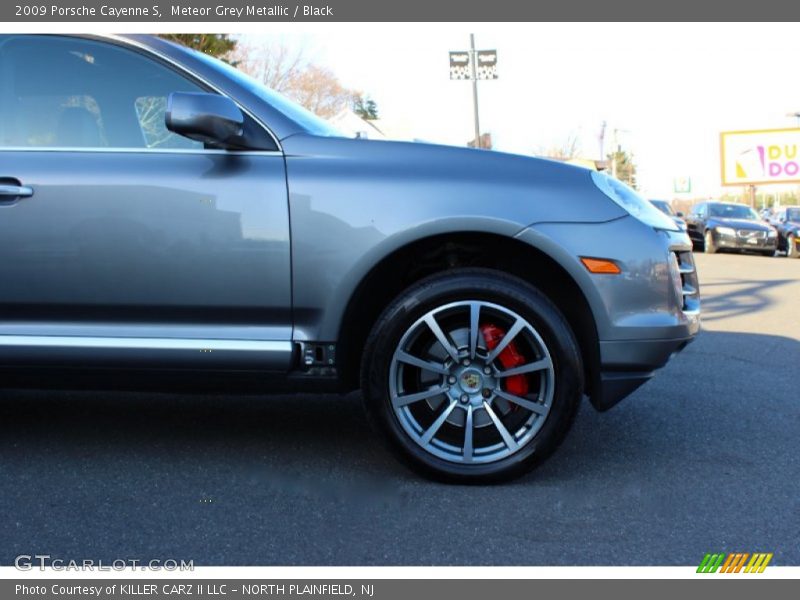 Meteor Grey Metallic / Black 2009 Porsche Cayenne S