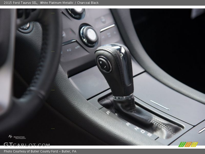 White Platinum Metallic / Charcoal Black 2015 Ford Taurus SEL