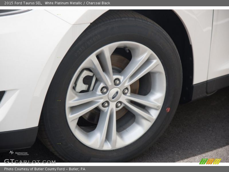 White Platinum Metallic / Charcoal Black 2015 Ford Taurus SEL