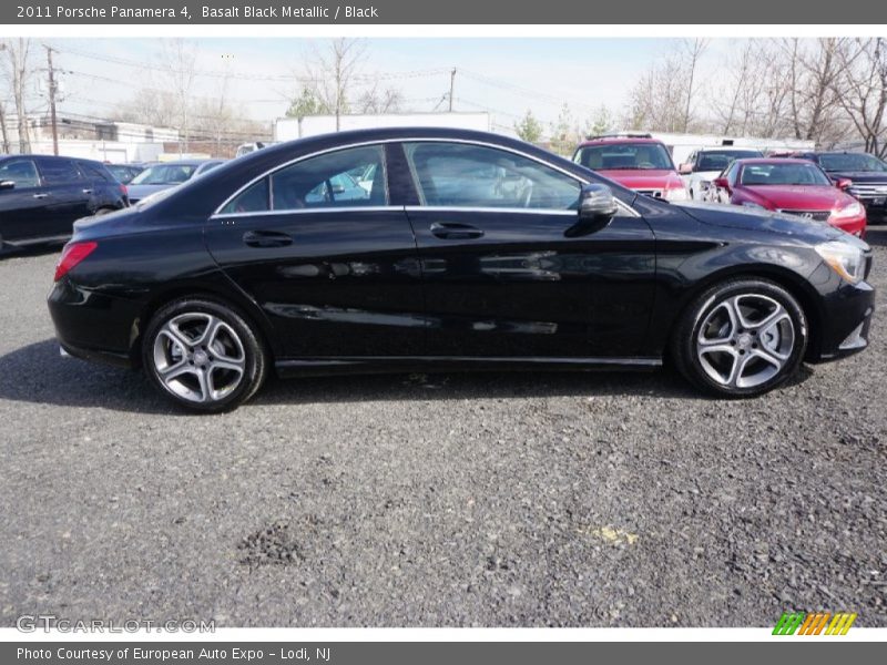 Basalt Black Metallic / Black 2011 Porsche Panamera 4