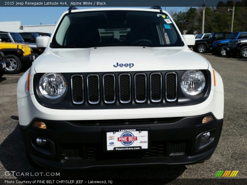 Alpine White / Black 2015 Jeep Renegade Latitude 4x4