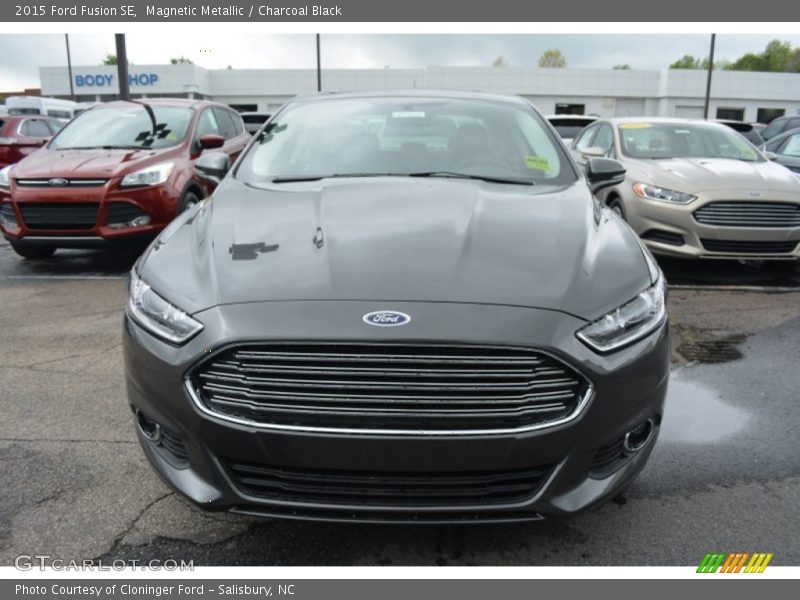 Magnetic Metallic / Charcoal Black 2015 Ford Fusion SE