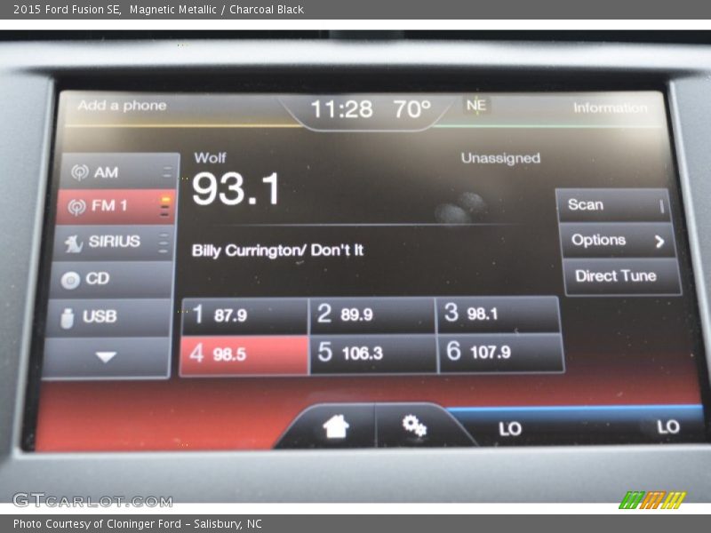 Magnetic Metallic / Charcoal Black 2015 Ford Fusion SE