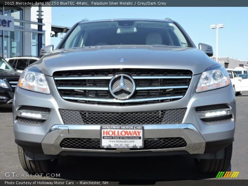 Paladium Silver Metallic / Grey/Dark Grey 2015 Mercedes-Benz ML 250 BlueTEC 4Matic