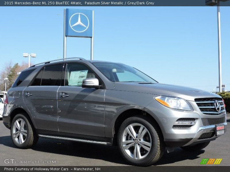 Paladium Silver Metallic / Grey/Dark Grey 2015 Mercedes-Benz ML 250 BlueTEC 4Matic