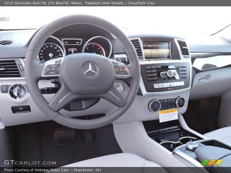 Paladium Silver Metallic / Grey/Dark Grey 2015 Mercedes-Benz ML 250 BlueTEC 4Matic
