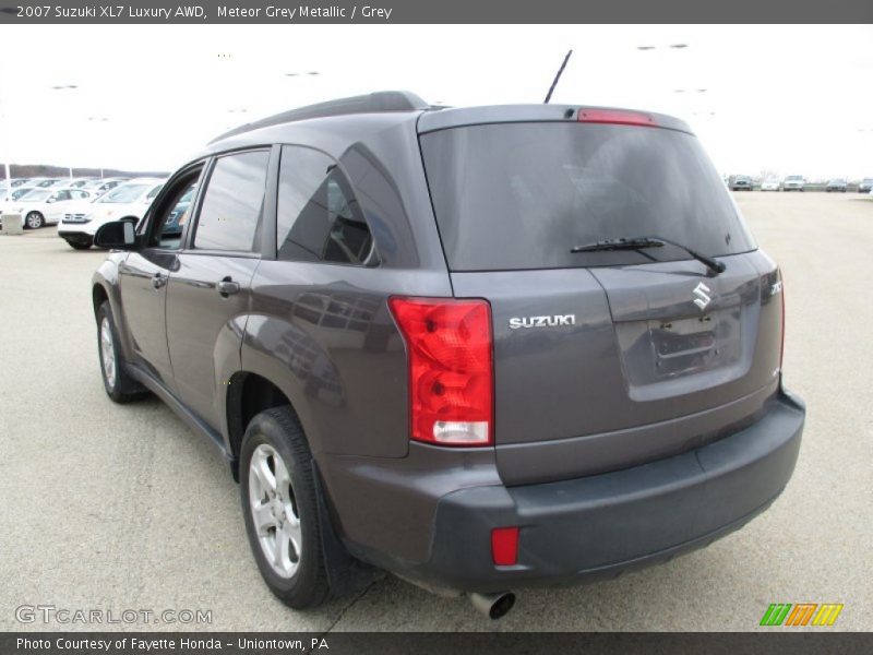 Meteor Grey Metallic / Grey 2007 Suzuki XL7 Luxury AWD