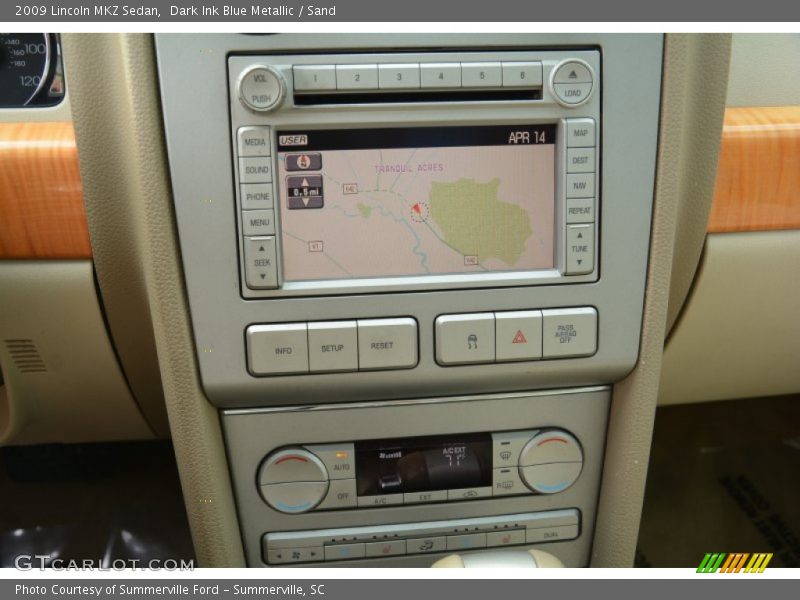 Controls of 2009 MKZ Sedan