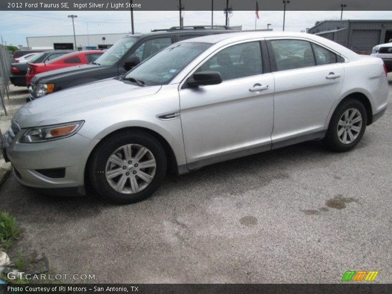 Ingot Silver / Light Stone 2012 Ford Taurus SE