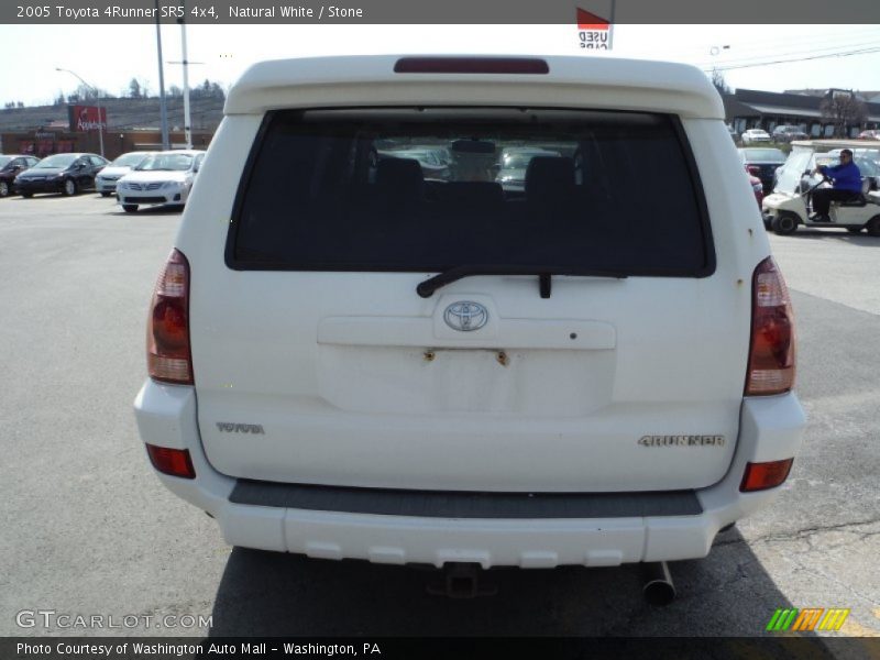 Natural White / Stone 2005 Toyota 4Runner SR5 4x4
