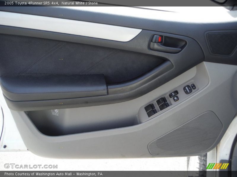 Natural White / Stone 2005 Toyota 4Runner SR5 4x4