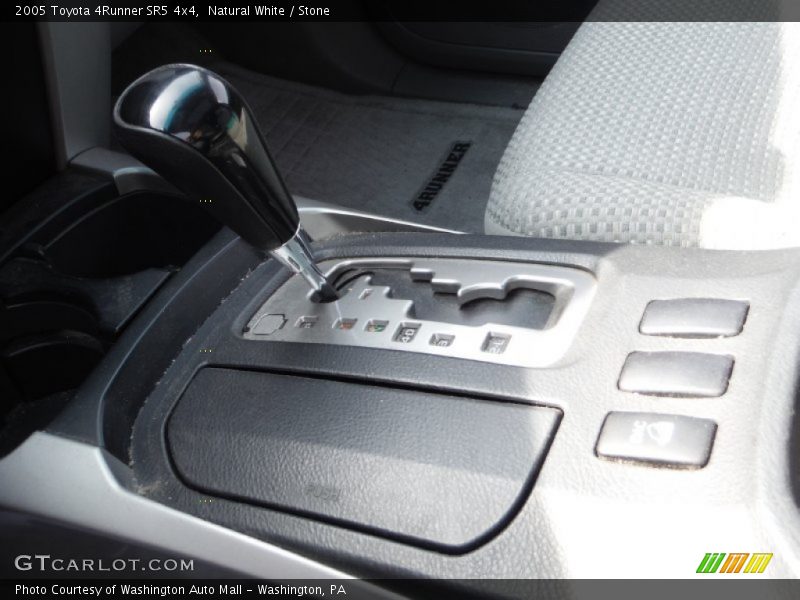 Natural White / Stone 2005 Toyota 4Runner SR5 4x4