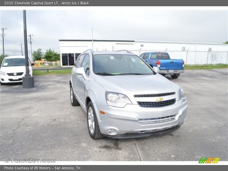 Arctic Ice / Black 2015 Chevrolet Captiva Sport LT