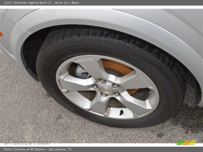 Arctic Ice / Black 2015 Chevrolet Captiva Sport LT