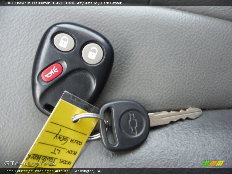 Dark Gray Metallic / Dark Pewter 2004 Chevrolet TrailBlazer LT 4x4
