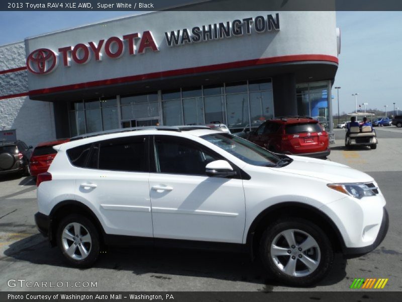Super White / Black 2013 Toyota RAV4 XLE AWD