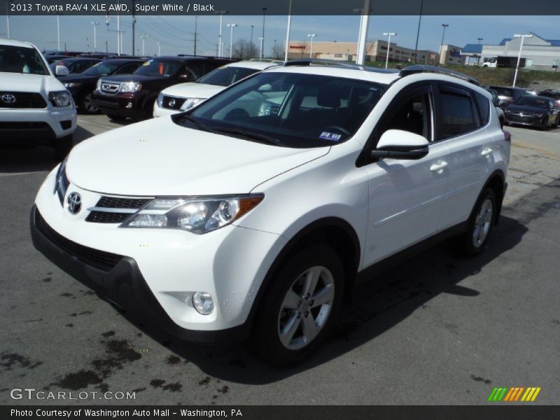 Super White / Black 2013 Toyota RAV4 XLE AWD