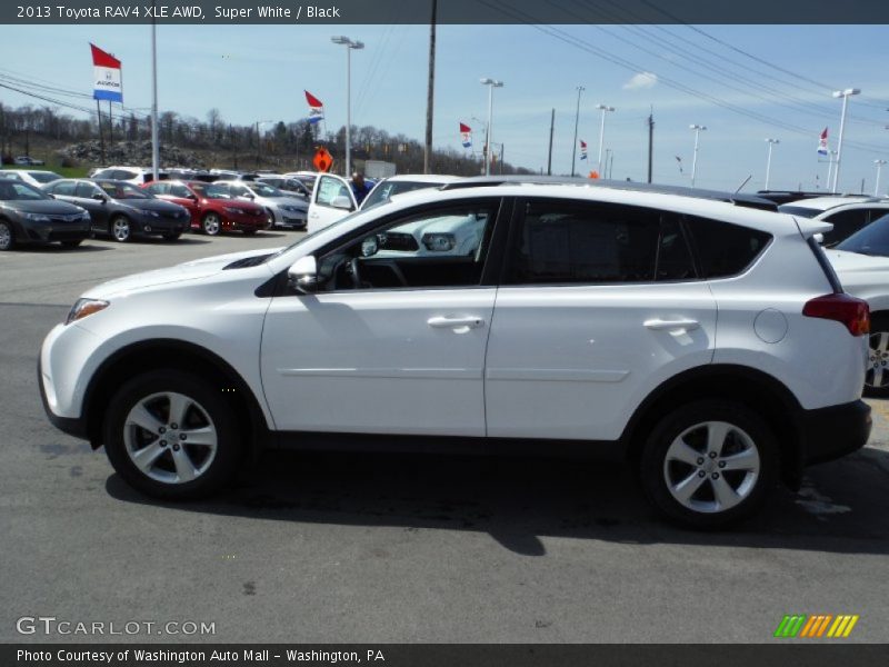 Super White / Black 2013 Toyota RAV4 XLE AWD