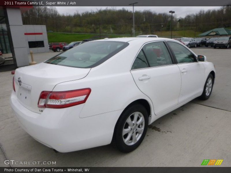 Super White / Ash 2011 Toyota Camry LE