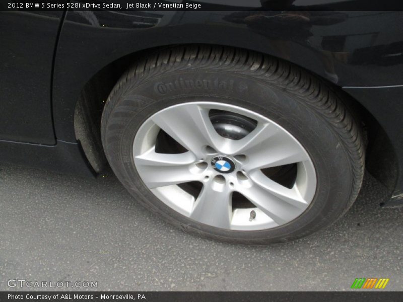 Jet Black / Venetian Beige 2012 BMW 5 Series 528i xDrive Sedan