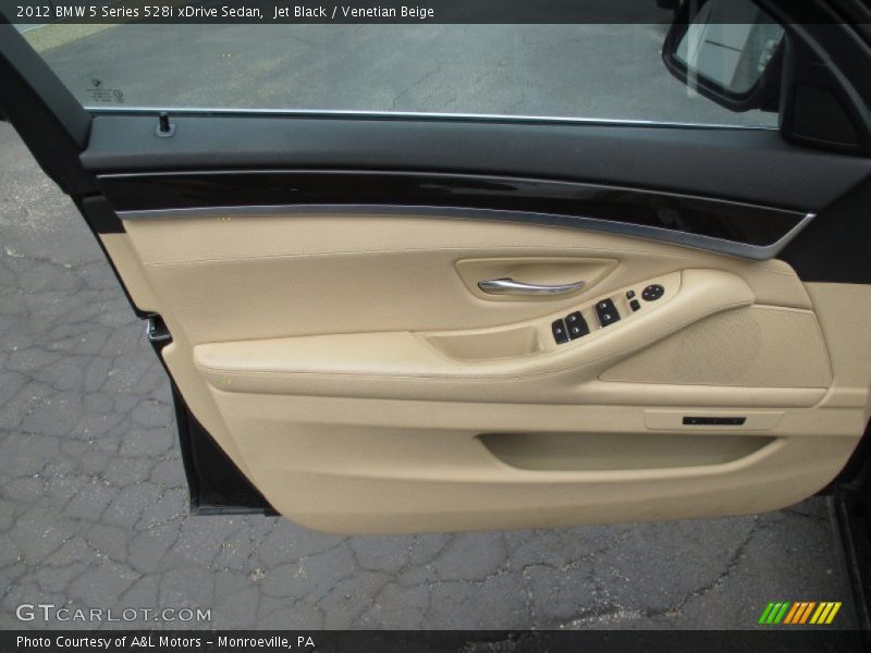 Jet Black / Venetian Beige 2012 BMW 5 Series 528i xDrive Sedan