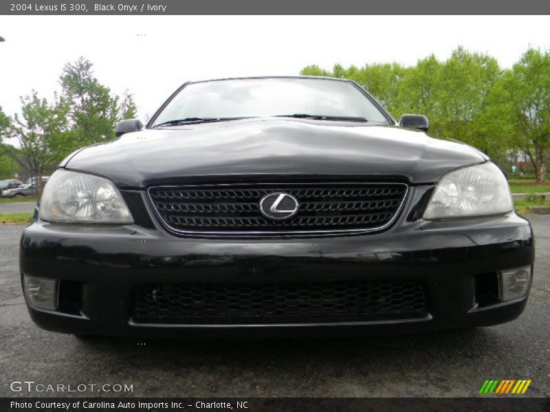 Black Onyx / Ivory 2004 Lexus IS 300