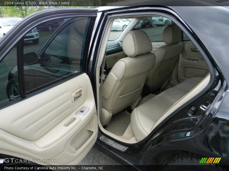 Black Onyx / Ivory 2004 Lexus IS 300