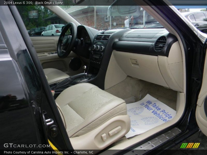 Black Onyx / Ivory 2004 Lexus IS 300