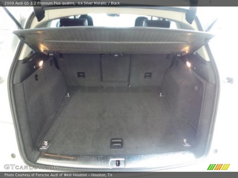 Ice Silver Metallic / Black 2009 Audi Q5 3.2 Premium Plus quattro