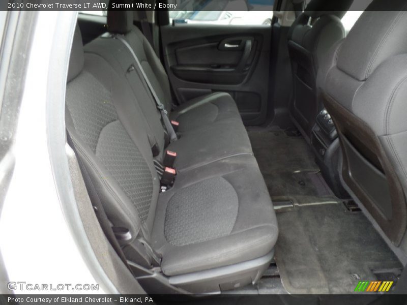 Summit White / Ebony 2010 Chevrolet Traverse LT AWD