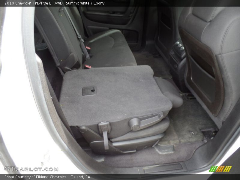 Summit White / Ebony 2010 Chevrolet Traverse LT AWD