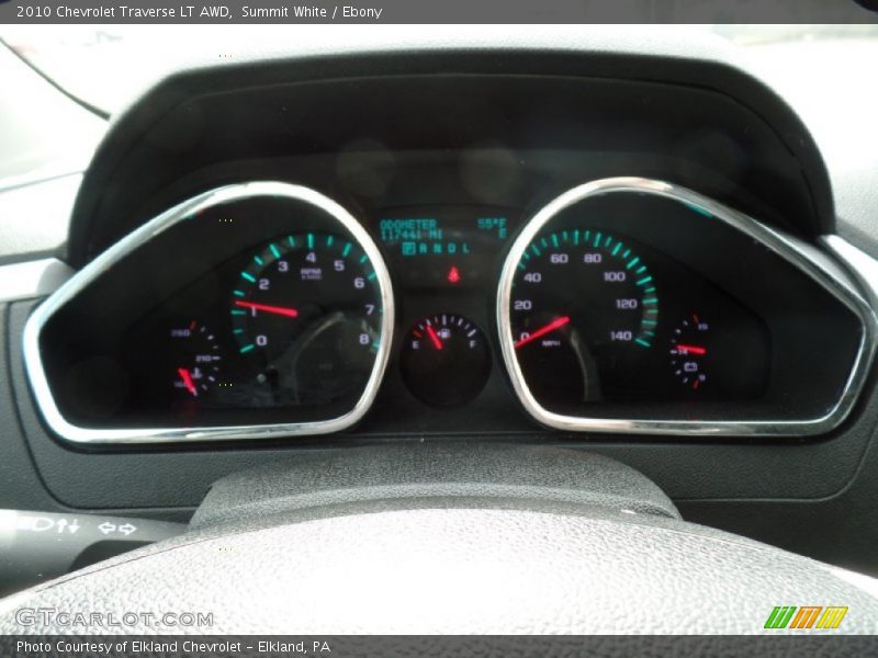 Summit White / Ebony 2010 Chevrolet Traverse LT AWD