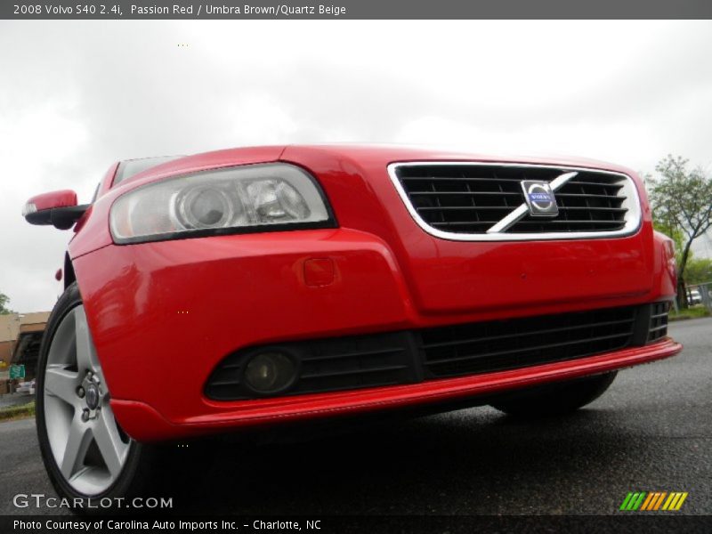 Passion Red / Umbra Brown/Quartz Beige 2008 Volvo S40 2.4i