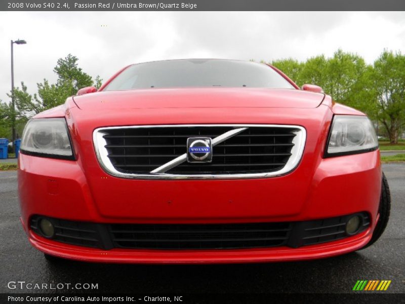 Passion Red / Umbra Brown/Quartz Beige 2008 Volvo S40 2.4i