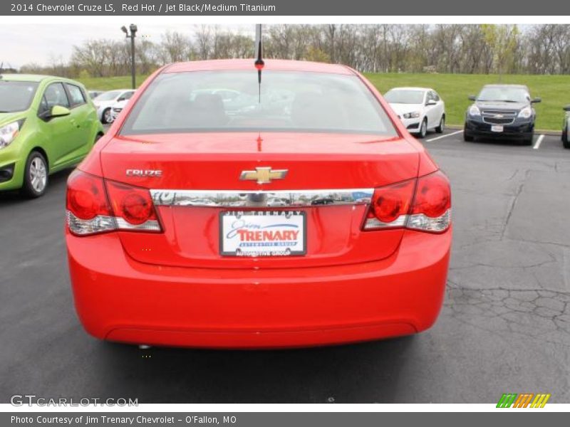 Red Hot / Jet Black/Medium Titanium 2014 Chevrolet Cruze LS