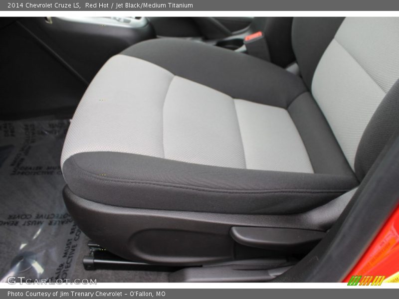 Red Hot / Jet Black/Medium Titanium 2014 Chevrolet Cruze LS