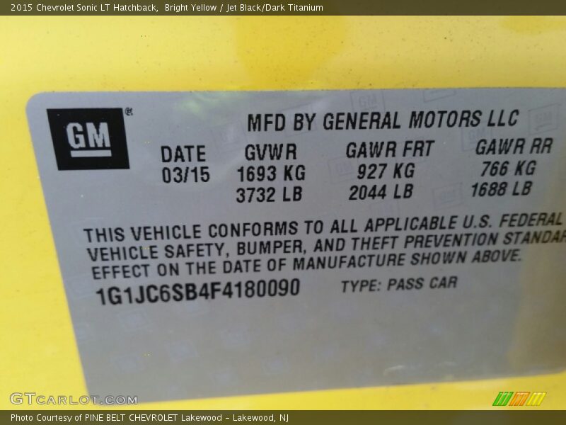 Bright Yellow / Jet Black/Dark Titanium 2015 Chevrolet Sonic LT Hatchback