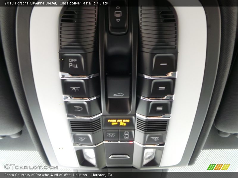 Classic Silver Metallic / Black 2013 Porsche Cayenne Diesel