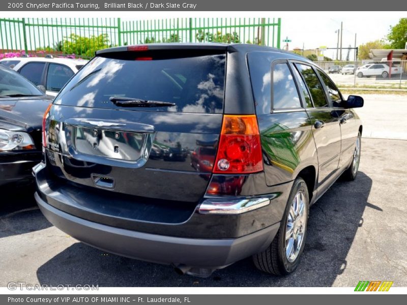 Brilliant Black / Dark Slate Gray 2005 Chrysler Pacifica Touring