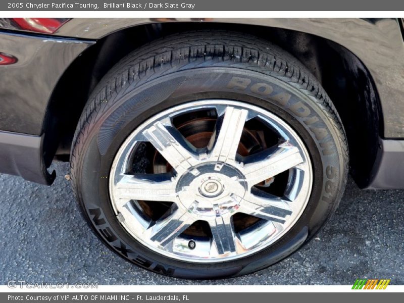 Brilliant Black / Dark Slate Gray 2005 Chrysler Pacifica Touring