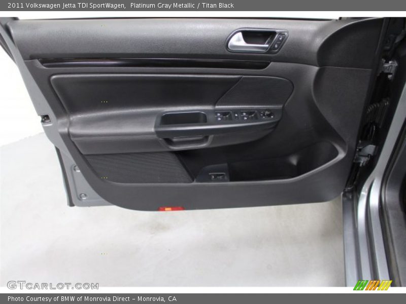 Platinum Gray Metallic / Titan Black 2011 Volkswagen Jetta TDI SportWagen