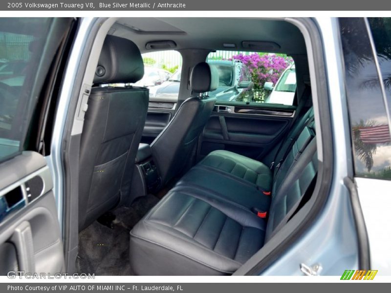 Blue Silver Metallic / Anthracite 2005 Volkswagen Touareg V8