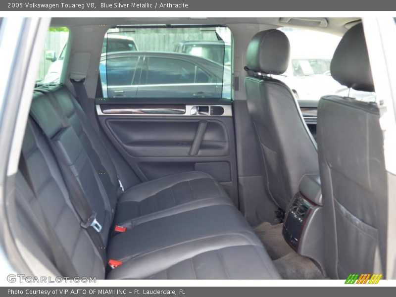 Blue Silver Metallic / Anthracite 2005 Volkswagen Touareg V8