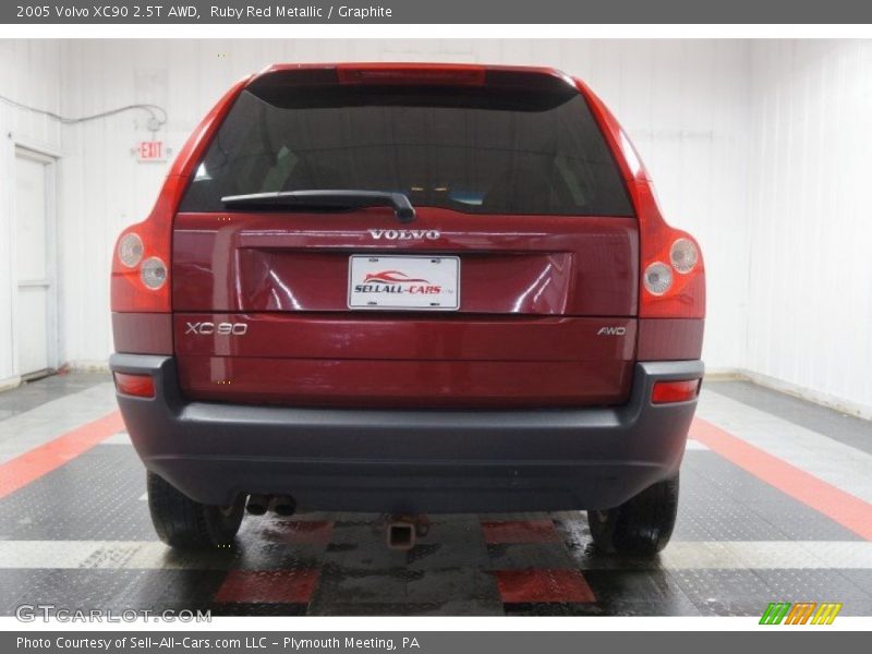 Ruby Red Metallic / Graphite 2005 Volvo XC90 2.5T AWD