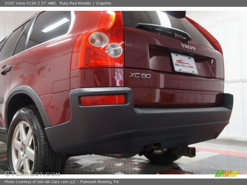 Ruby Red Metallic / Graphite 2005 Volvo XC90 2.5T AWD