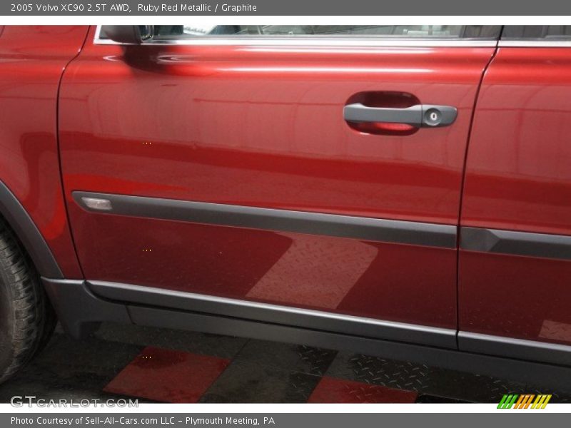 Ruby Red Metallic / Graphite 2005 Volvo XC90 2.5T AWD
