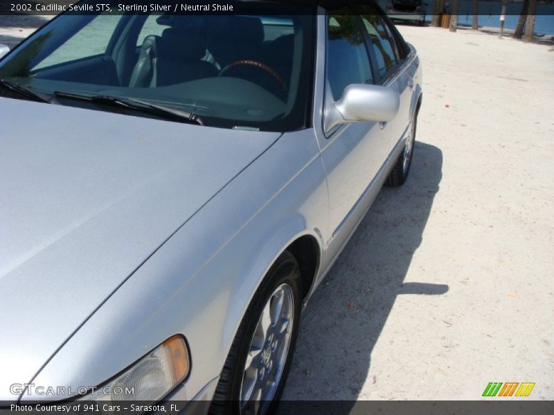 Sterling Silver / Neutral Shale 2002 Cadillac Seville STS