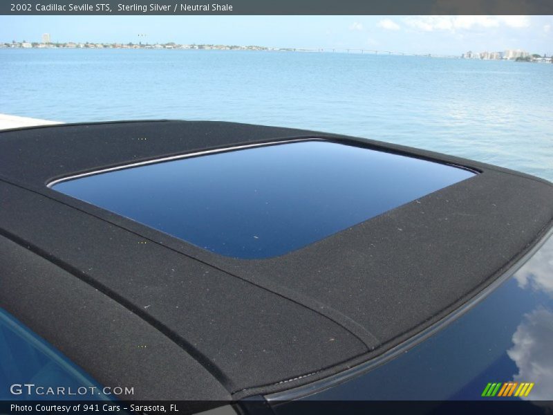 Sterling Silver / Neutral Shale 2002 Cadillac Seville STS